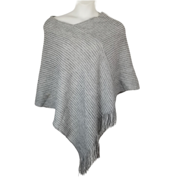 Steve Madden Poncho Knit Striped Gray Silver Metallic Fringe Lightweight OS - Picture 2 of 7